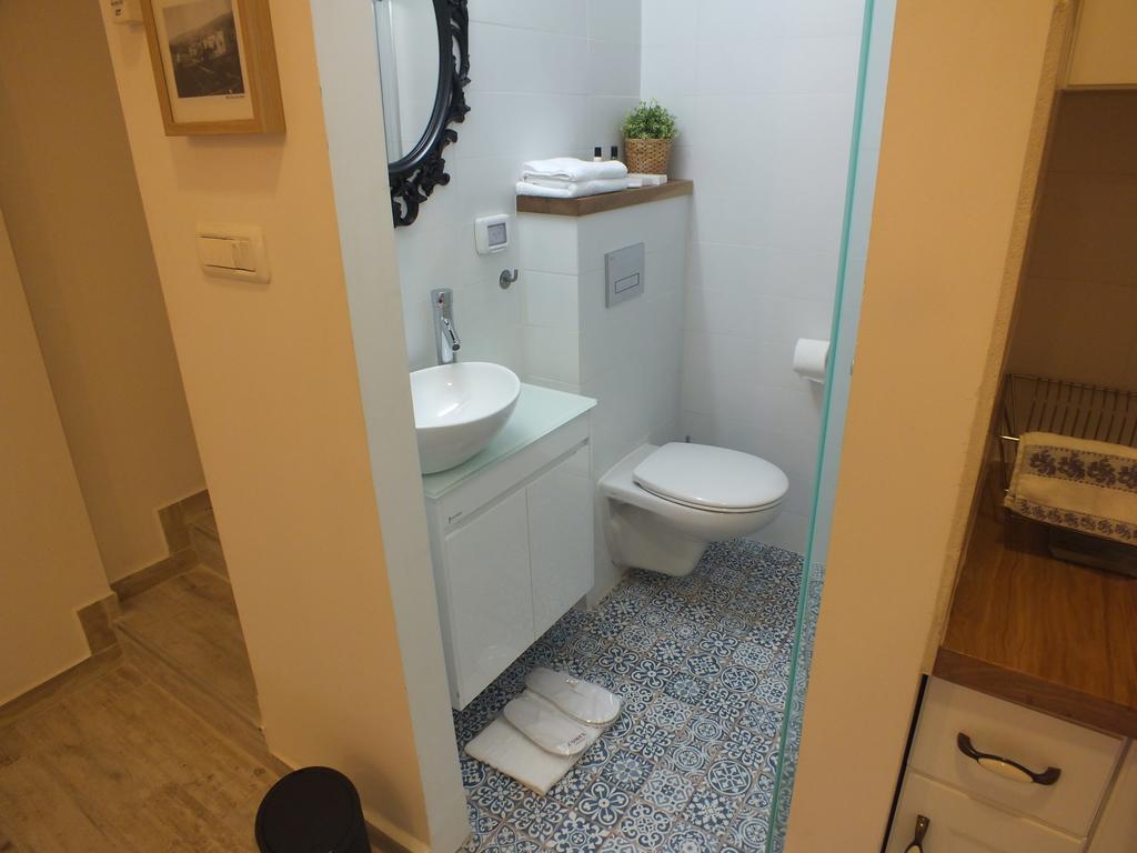 Banker'S Boutique Apartment Haifa Luaran gambar